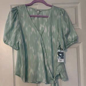 Nine West Green Wrap Tie Front Puff Sleeve Blouse